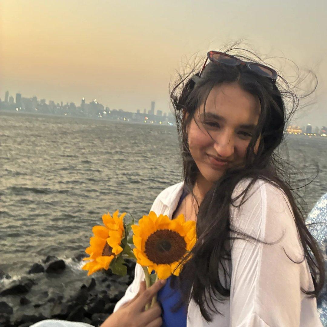 sanskrutivaja_ avatar